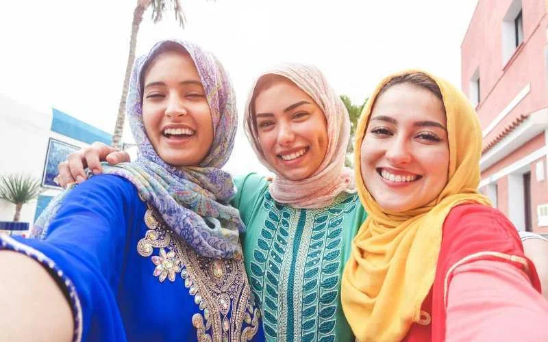 Marokkaanse vrouw breekt langzaam maar zeker door