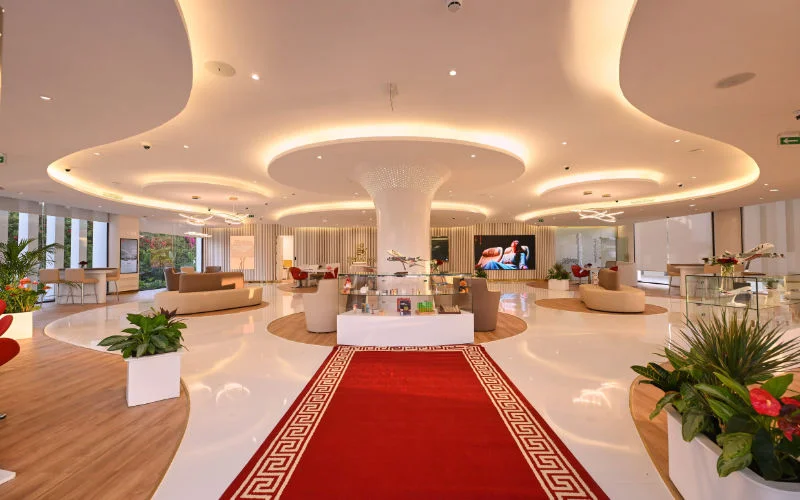 Emirates opent grootste winkel ter wereld in Marokko (video)