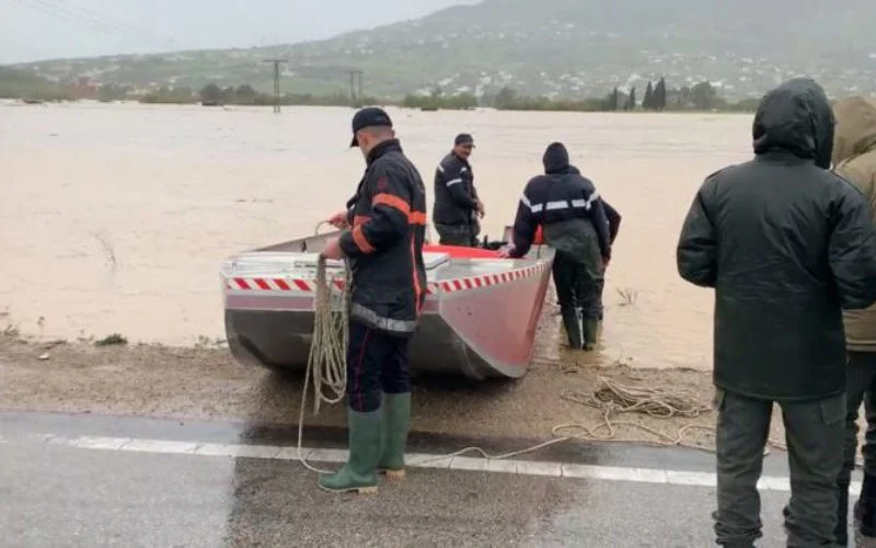 Overstromingen in Tetouan: 13 mensen door hulpdiensten gered (video)