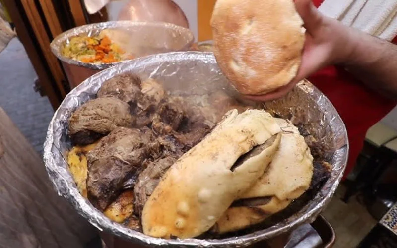 Illegale vleeshandel ontmaskerd na vondst resten ezel in Meknes