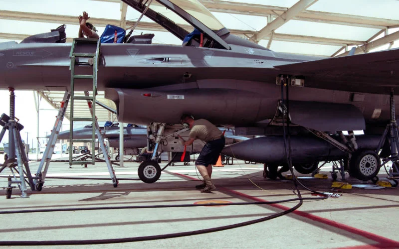 Marokko neemt controle over onderhoud militaire vliegtuigen