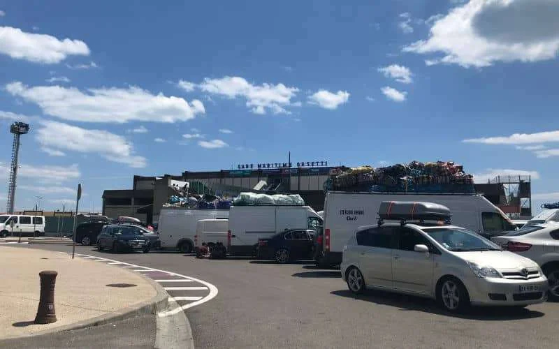 Sète ziet af van nieuwe veerbootterminal: zeeverbindingen met Marokko in gevaar?