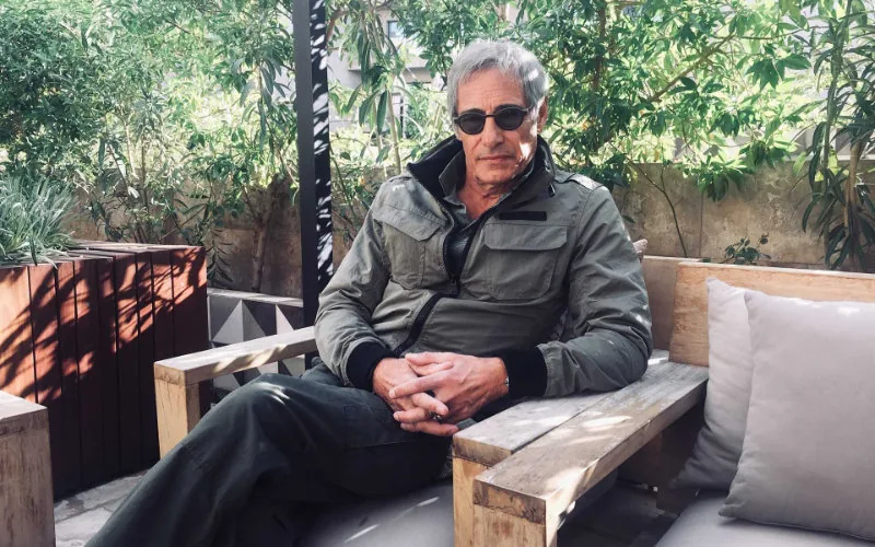 Franse acteur trots op droomvilla in Marrakech