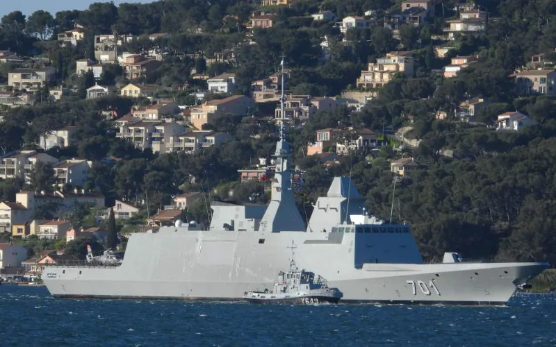 Marokkaans fregat Mohammed VI oefent met Franse marine-elite