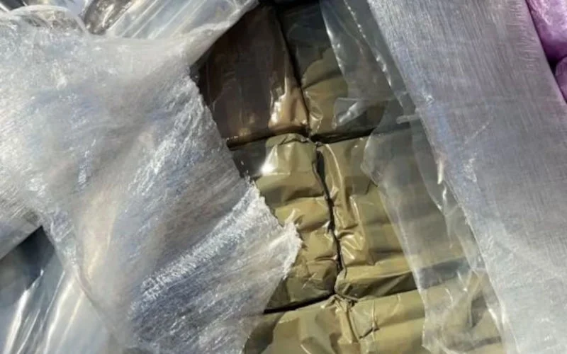 Mega-hasjvangst in haven Nador