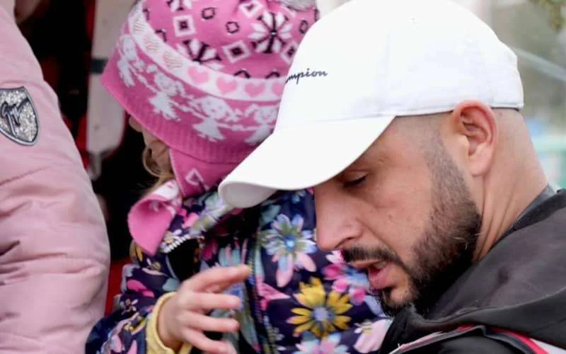 Imad Ben uit Borgerhout redde al 2000 mensen uit Oekraïne