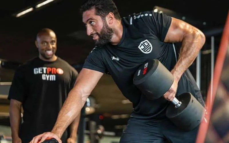 Jamal Ben Saddik vecht op 20 augustus tegen Benjamin Adegbuyi