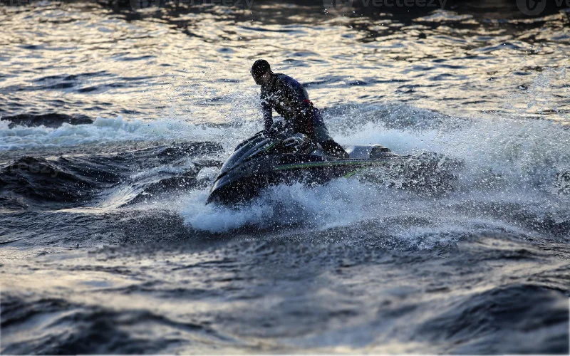 Sebta voert oorlog tegen Marokkaanse jetski's