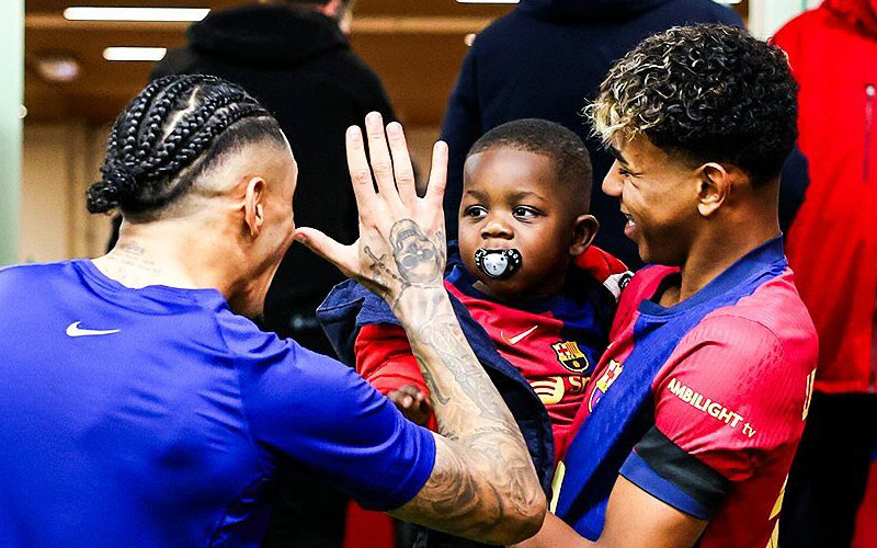 Lamine Yamal schittert opnieuw in Champions League