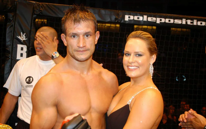 Brits-Marokkaanse MMA-vechter Lee Murray "bij volmacht veroordeeld"