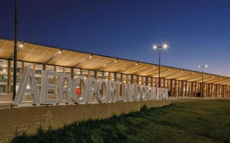 Gebrek aan vluchten frustreert reizigers in Nador