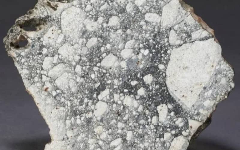 In Marokko gevonden maanmeteoriet geveild voor 189.000 dollar