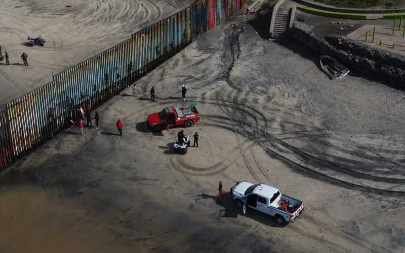 Marokkaan gered na poging om van Mexico naar VS te zwemmen