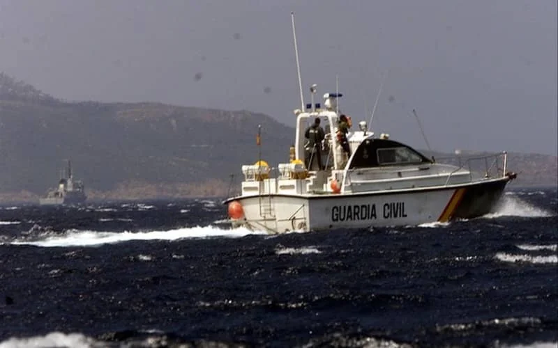 Jonge Marokkaan op zee gered in Sebta