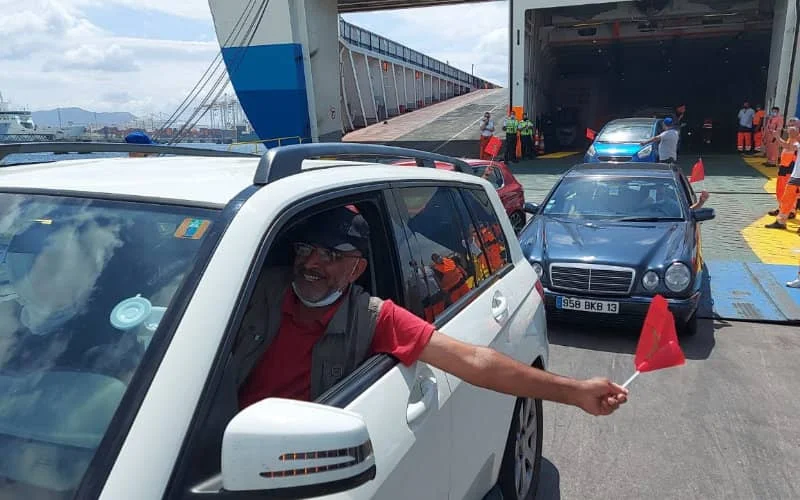 Marokkaanse diaspora: een zomer vol papierwerk en gedoe