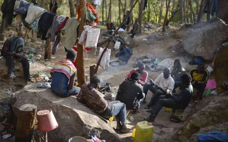 Marokkaanse militair overleden na aanval door migrant bij grens Melilla