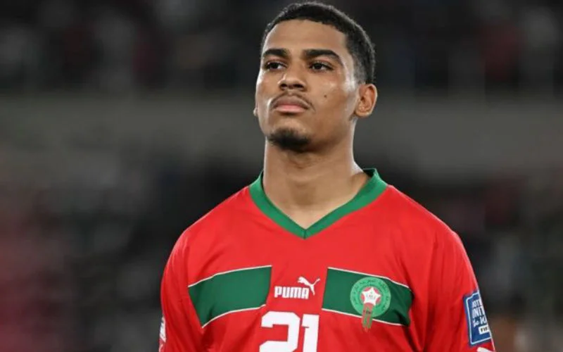 Mooi gebaar Marokkaanse supporters voor Amine Adli