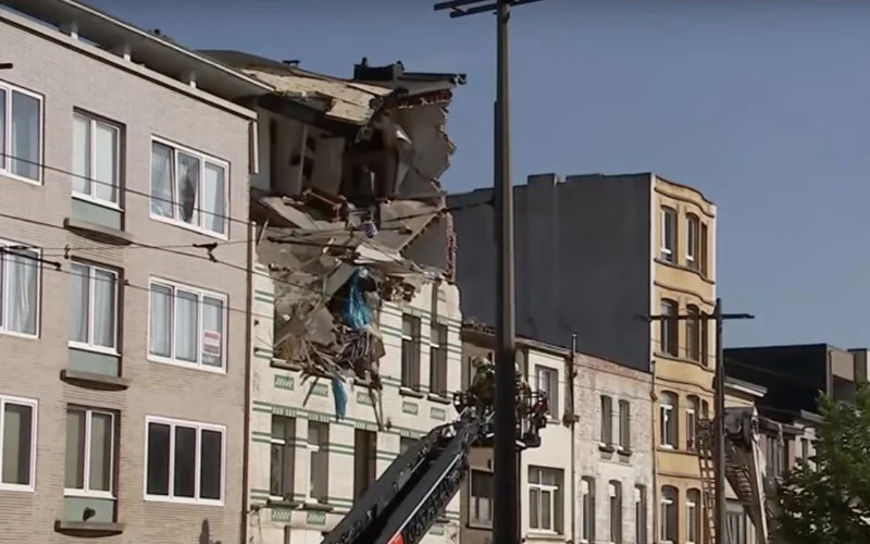 Meerdere Marokkanen omgekomen bij zware ontploffing in Antwerpen (video)