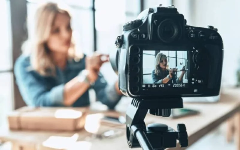 Marokko: DGI zit influencers op de hielen