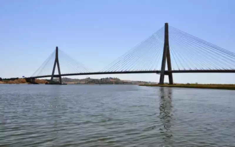 Brug bouwen tussen Marokko en Spanje "niet haalbaar"