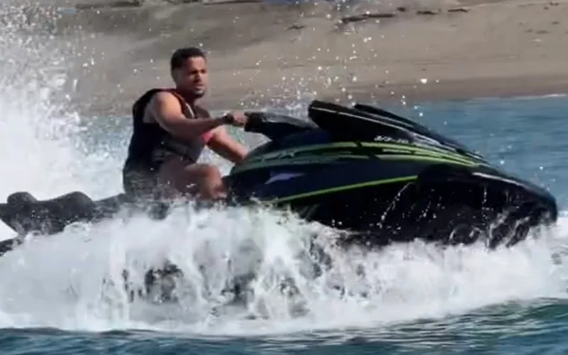 Mohamed Ihattaren geniet: jetskiën in Al Hoceima (video)