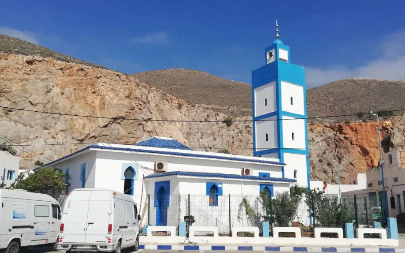 Scheuren dwingen Al Hoceima tot sluiting belangrijke moskee