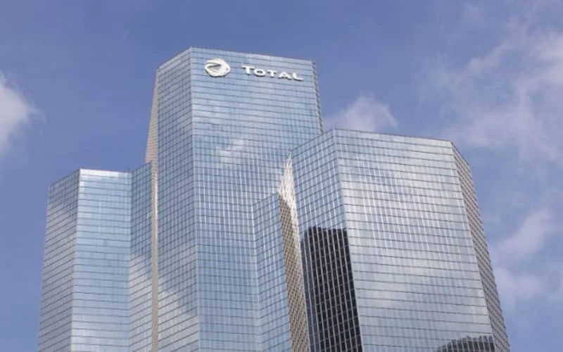 Nezha Guerrouj werd door Total uit bedrijf gewerkt na fraudemelding