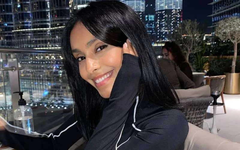 Nora Gharib helpt mensen in 'Blind gesprongen' aan een baan