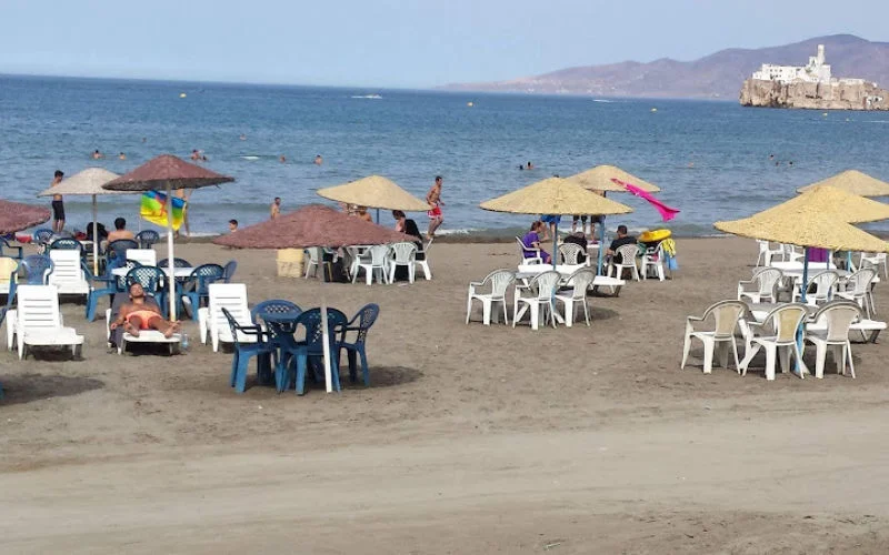 Overlast terug op stranden Al Hoceima