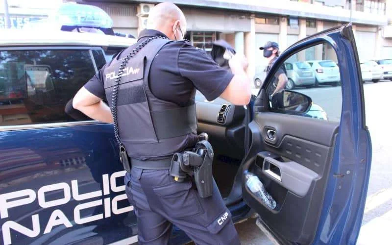 Dronken Marokkaanse met kinderen aangehouden op straat in Spanje