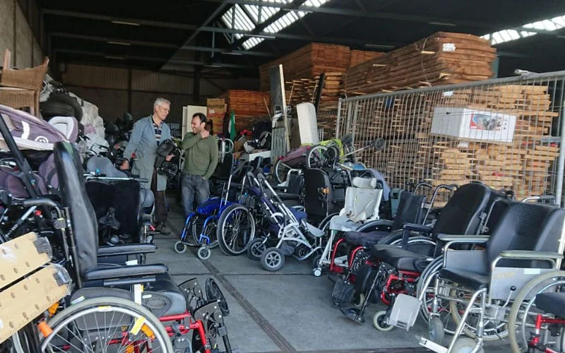 Veenendaalse Mohammed zoekt met spoed opslag voor rolstoelen Marokko