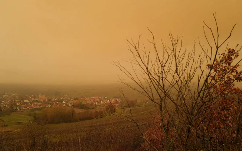 Saharazand trekt opnieuw over Europa