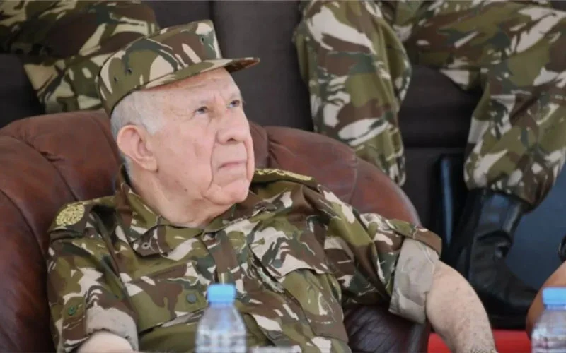 Algerije bereidt zich voor op aanval van Marokko