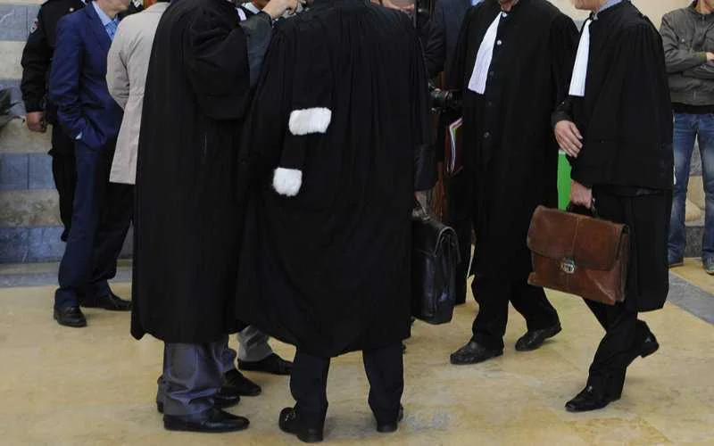 Marokkaanse notarissen, advocaten en adouls bestraft voor witwassen