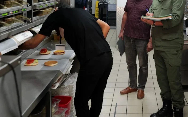 Autoriteiten sluiten restaurants in Martil