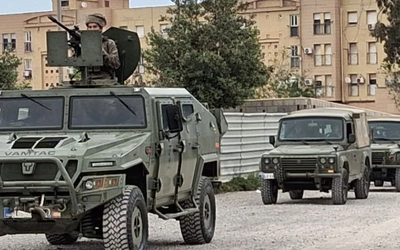 Spaans leger ontplooit troepen als waarschuwing aan Marokko 