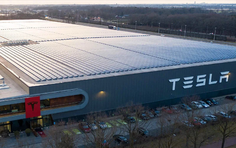 Tesla vestigt zich in Marokko met mega fabriek