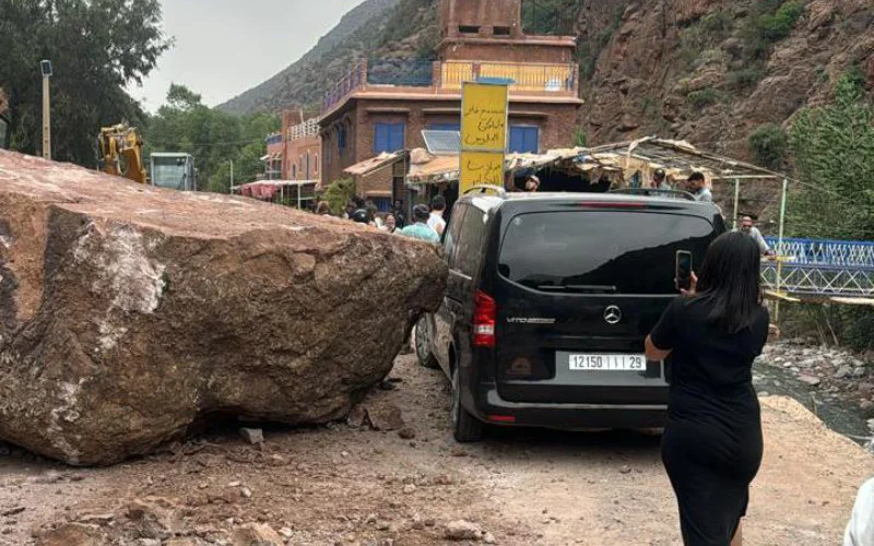 Toeristen ontsnappen aan dood op bergweg in Ourika