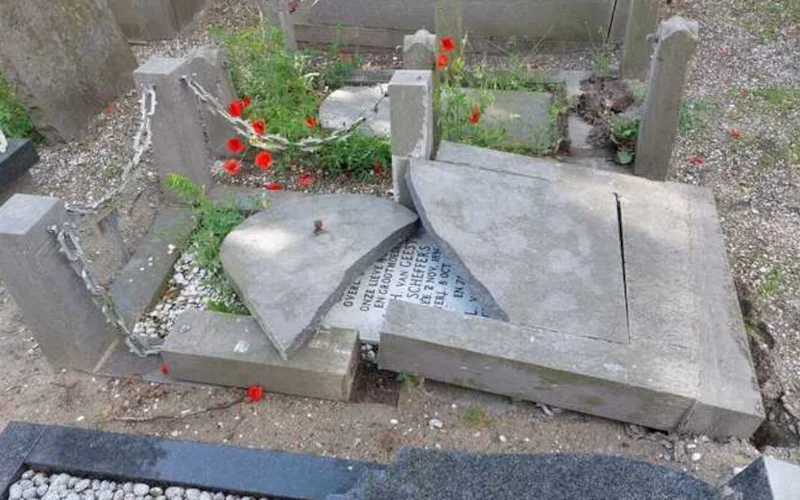 Mohamed vernielde 117 graven in Utrecht, 5 jaar cel geëist