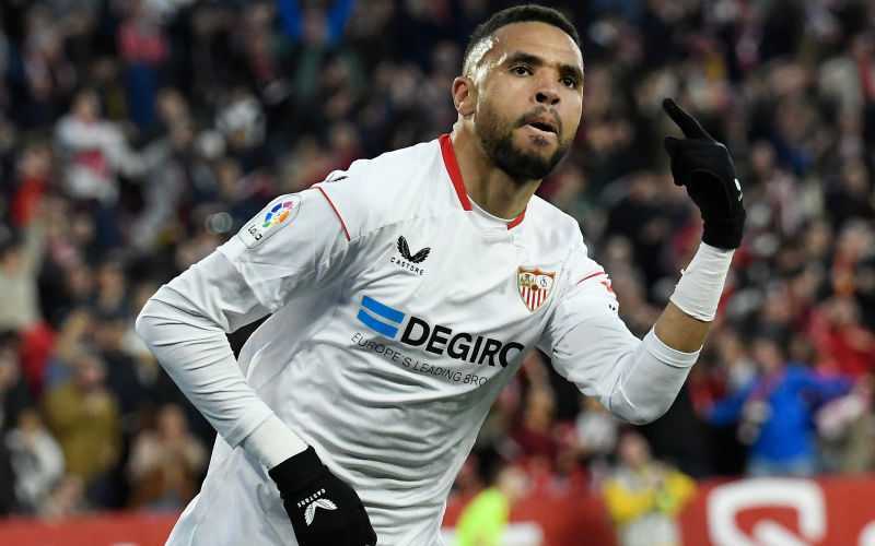 Youssef En-Nesyri: gisteren uitgejouwd, vandaag aanbeden