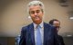 Geert Wilders weigert hand moslima te schudden (video)