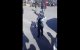 Marokko: piepjonge politieagent regelt verkeer (video)