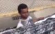 Migranten in matrassen ontdekt bij grens Melilla (video)