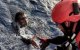 Migranten vertrekken met kayak naar Spanje