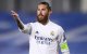Achraf Hakimi tijdens wedstrijd door Ramos uitgescholden (video)