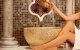 Marokkaanse nam foto's van naakte vrouwen in hamam 