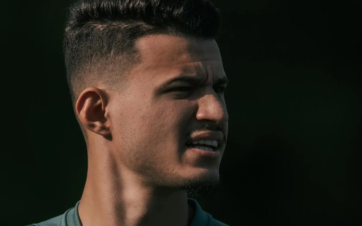 Saoedische international mist penalty tegen Marokko, onder vuur om Marokkaanse moeder