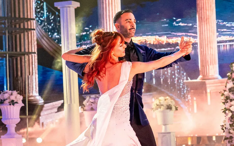 Adil Rami in koppel met knappe danseres?