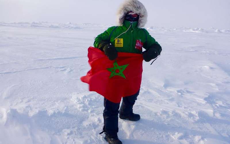 Foto's: Marokkaan Nacer Ibn Abdeljalil naar Noordpool op ski's