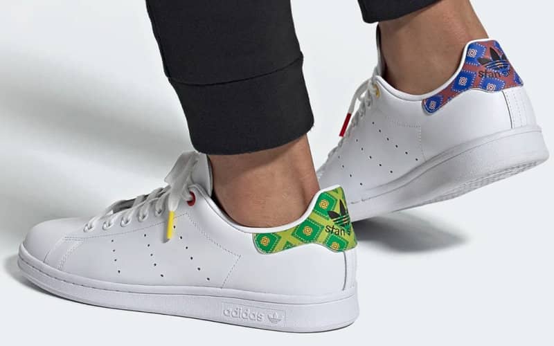 Verdraaiing Kiezelsteen Lieve Adidas brengt Stan Smith-sneaker uit in de kleuren van Marokko (foto's)